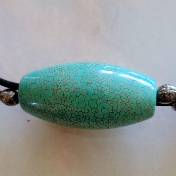 NWT Tourquoise Necklace With Pewter Beads - Picture 4 of 5